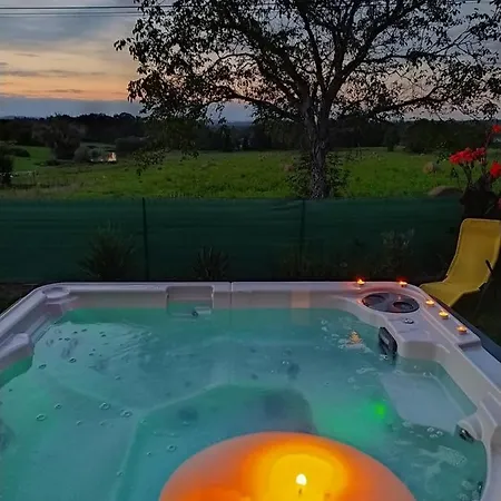 B&B La Parenthese Romantique 구르동-앙-케르시